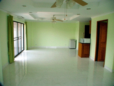 pic Very nicely renovated and well-priced
