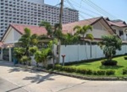 pic Exterior Size 43 Sqm house for sale 