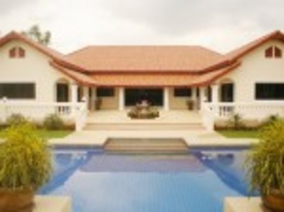 pic 340 sqm house in Marprachan Lake