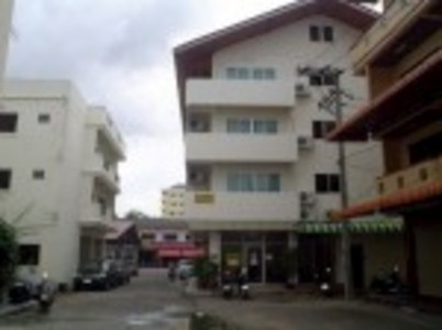 pic 4 Storey house for business