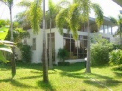 pic Chalong - Phuket east cost