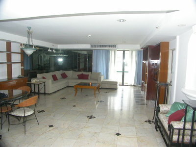 pic Sukhumvit21, Luxurious Condominium