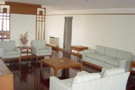 pic Spacious 3 bedroom unit 220 sqm